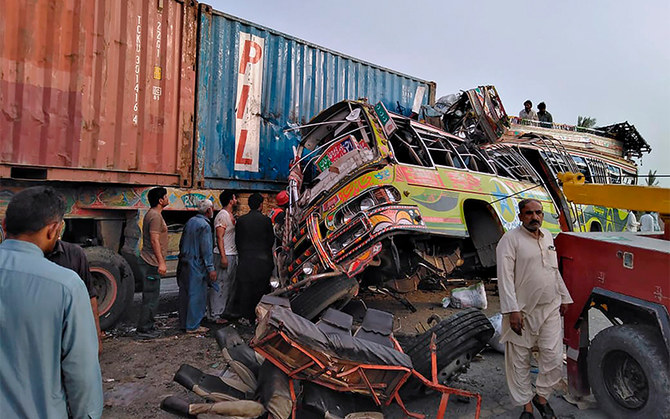 At least 22 dead in Pakistan bus crash: rescue officials